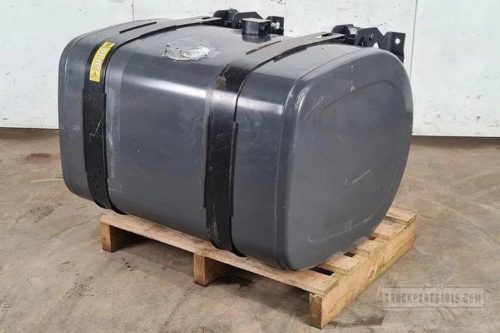 Volvo Fuel System Brandstoftank + steunen 255L, Auto-onderdelen, Vrachtwagen-onderdelen, Volvo, Brandstofsystemen, Gebruikt, Ophalen