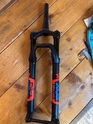 Fox Rhythm  Float 32mm 27.5+/29-er nieuw beschikbaar voor biedingen