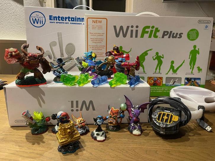 Wii Sports Bundle, Spelcomputers en Games, Spelcomputers | Nintendo Wii, Met 1 controller, Ophalen