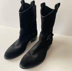 Moschino Enkellaarsjes maat 45 Suede kleur zwart zgan, Zwart, Boots, Ophalen of Verzenden, Zo goed als nieuw