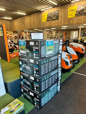 Restpartij Gardena robotmaaiers, nieuw in de doos, beschikbaar voor biedingen