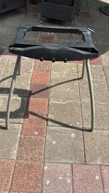 Te koop vast onderstel voor Weber Q200-2200 serie beschikbaar voor biedingen
