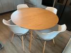 Ronde houten eettafel 120cm met 4 witte kuipstoelen, Ophalen, 100 tot 150 cm, Rond, Zo goed als nieuw