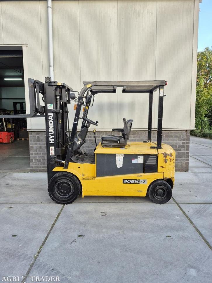 Hyundai 30BH-7 triplex freelift sideshift 4.680 mm bj 2007, Zakelijke goederen, Machines en Bouw | Heftrucks en Intern transport