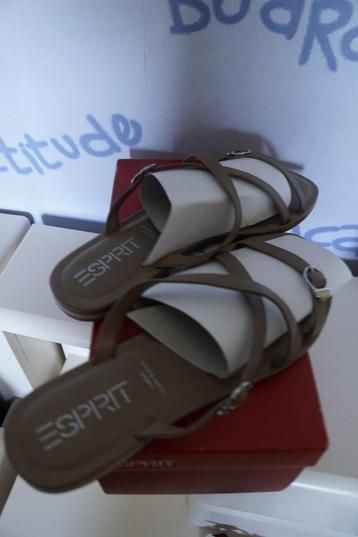 Nieuwe bruin Leren slippers v. Esprit mt 39 beschikbaar voor biedingen