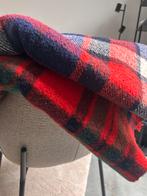 Wollen kleden, Ophalen of Verzenden, Zo goed als nieuw