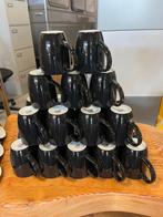 52 Nova koffie kop mok beker, zwart, Huis en Inrichting, Keuken | Servies, Gebruikt, Kop(pen) en/of Schotel(s), Ophalen, Nova