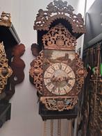 Stoelklok 18e eeuw, Ophalen