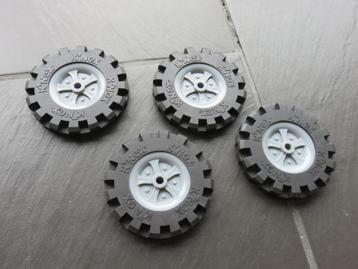 Knex wielen set 4 stuks van 9cm doorsnede. beschikbaar voor biedingen