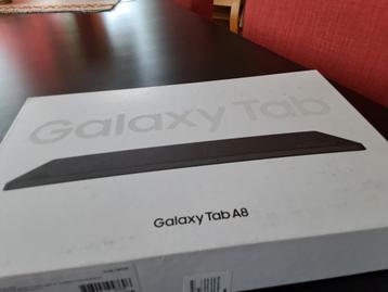 SAMSUNG GALAXY TABLET 8    SCHERM 10,5   64GB !!!!! MET HOES beschikbaar voor biedingen