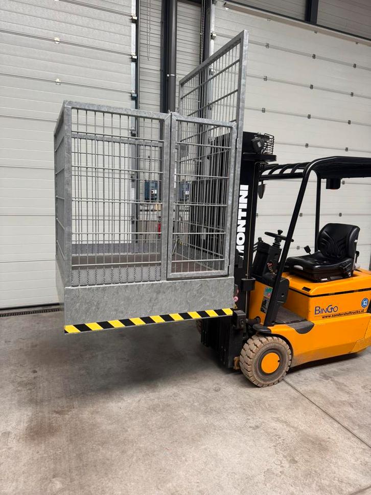 Werkbak voor aan hoge voertuigen te werken, Auto diversen, Overige Auto diversen, Ophalen