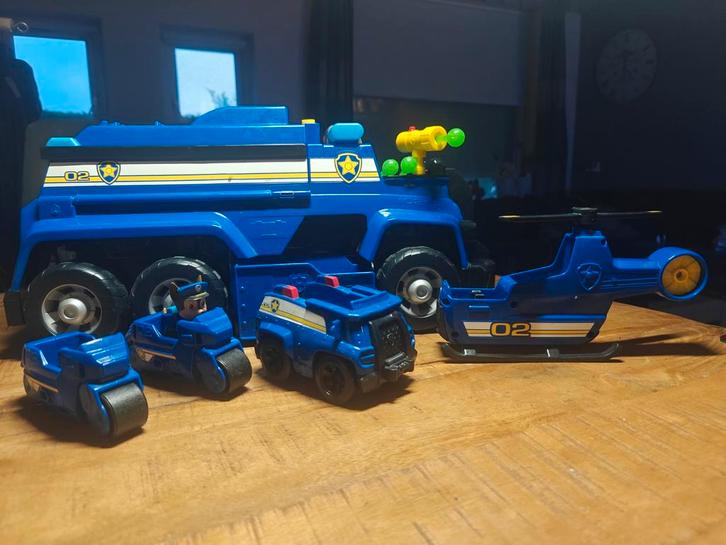 PAW Patrol Chase Ultimate Politiewagen – Compleet & topstaat, Kinderen en Baby's, Speelgoed | Speelgoedvoertuigen, Zo goed als nieuw