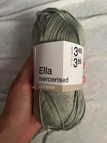 GEZOCHT: 2 bollen wol ella van de zeeman in kleur legergroen beschikbaar voor biedingen