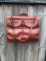 Echt lederen reistas voor kostuum of jurk merk Gianni O., Verzenden, Gebruikt, Bruin