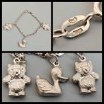 Zilver,  925 zilveren bedelarmband met drie zilveren bedels, Sieraden, Tassen en Uiterlijk, Antieke sieraden, Ophalen of Verzenden