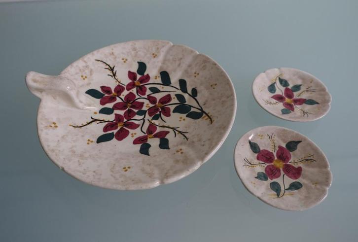 Schaaltje Lente – Gouda Holland, Antiek en Kunst, Antiek | Keramiek en Aardewerk, Ophalen of Verzenden