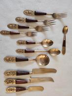 Thais bestek, 145-delig in houten kist, Antiek en Kunst, Ophalen of Verzenden