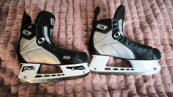 Reebook 3K schaatsen, maat 45 D beschikbaar voor biedingen