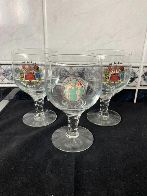Hoegaarden | De Kluis | 3 bierglazen | collectorsitems, Verzamelen, Biermerken, Zo goed als nieuw, Glas of Glazen, Overige merken