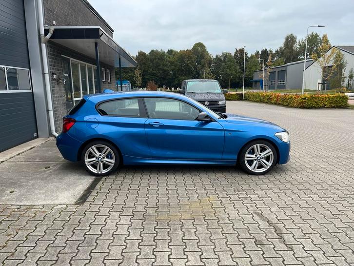 BMW 1-Serie F21 116I 3DR 2012 Estoril Blauw Mperformance rem, Auto's, BMW, Particulier, 1-Serie, Benzine, B, Hatchback, Handgeschakeld