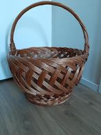 Vintage rieten hengselmand/lectuurmand, Huis en Inrichting, Woonaccessoires | Schalen en Manden, Ophalen, Zo goed als nieuw, Rond