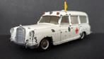 Mercedes Benz 220 s Ambulance 3 1:43 Tekno Denmark Pol, Verzenden, Zo goed als nieuw, Auto, Overige merken