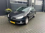 Peugeot 206 1.4 Forever nieuwe apk !, Voorwielaandrijving, Stof, Zwart, 4 cilinders