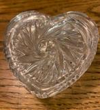 Sieradendoosje , Kristal in hartvorm 7,5 x 8 cm hoogte 3, Ophalen of Verzenden