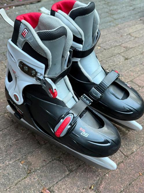 IJshockeyschaatsen Nijdam mt 38-41, Sport en Fitness, Schaatsen, Gebruikt, IJshockeyschaatsen, Nijdam, Ophalen