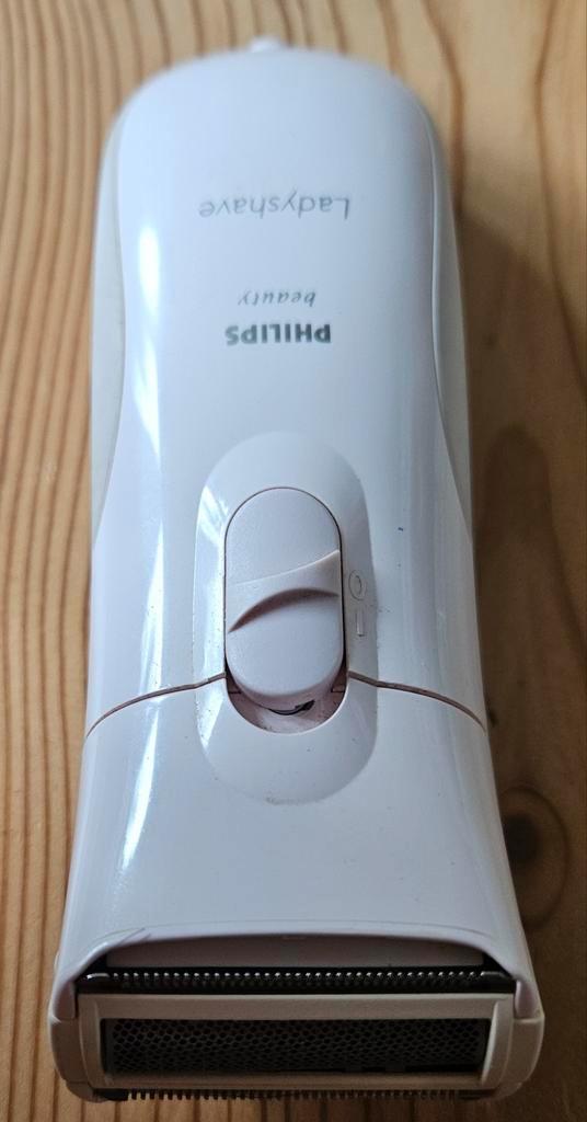 Philips Ladyshave Beauty - Glad en Zacht, Witgoed en Apparatuur, Persoonlijke-verzorgingsapparatuur, Gebruikt, Scheren en Epileren