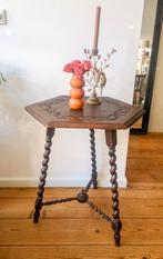 Antiek houten tafel, Ophalen