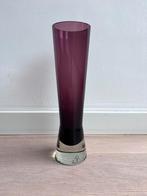 Grote paarse vaas Riihimäki Riihimaen, Huis en Inrichting, Ophalen of Verzenden, Minder dan 50 cm, Rood, Glas