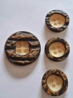 12.vintage  4 soort van hoornen knopen 2,8 en 1,8 cm, Ophalen of Verzenden, Nieuw, Knoop of Knopen