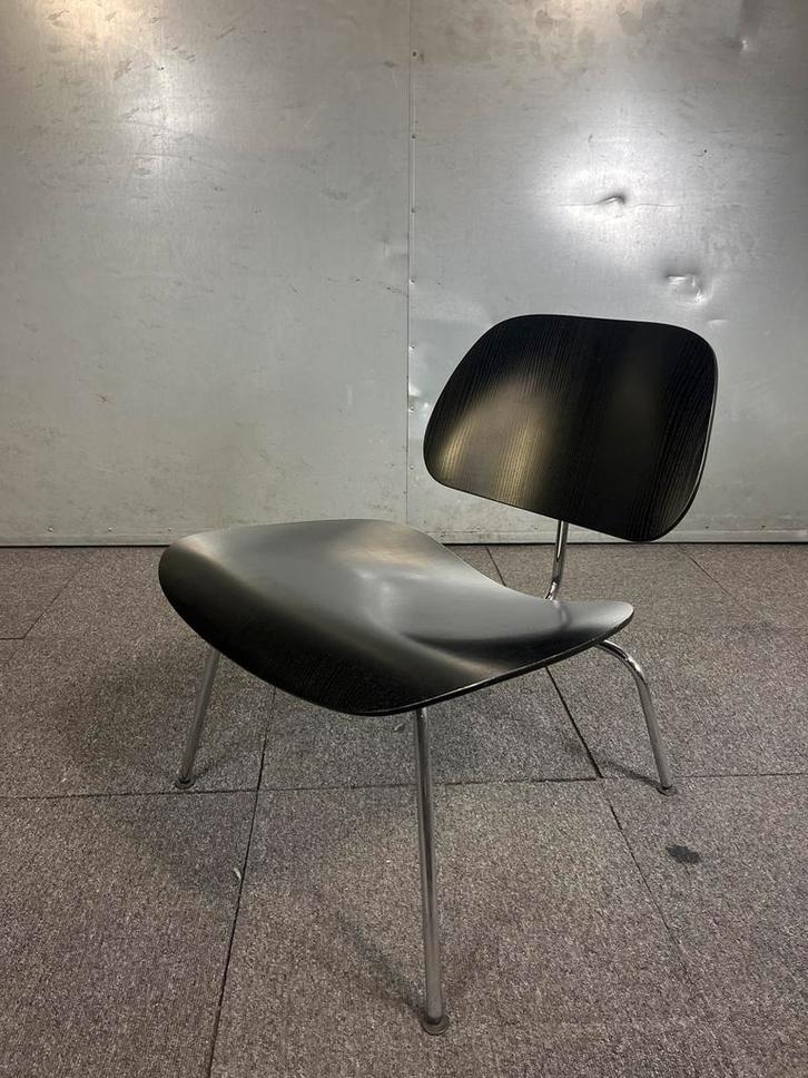 Vitra Eames LCM - Zwart, Huis en Inrichting, Stoelen, Gebruikt, Eén, Hout, Zwart, Ophalen