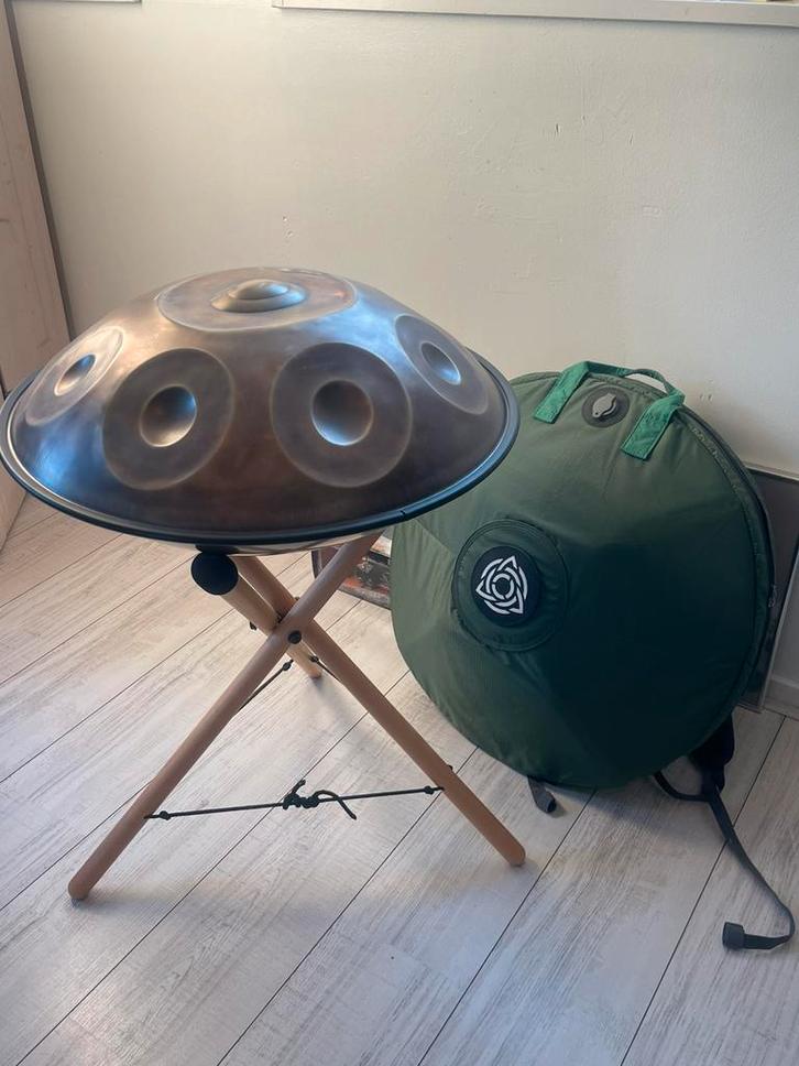 Prachtige handpan incl. tas & houder – als nieuw!!, Muziek en Instrumenten, Percussie, Zo goed als nieuw, Melodische percussie
