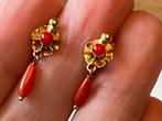 Gouden oorbellen Bloedkoraal 18 CT, Hangers, Verzenden, Zo goed als nieuw, Met edelsteen