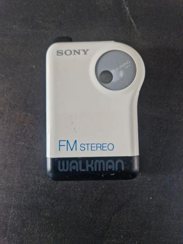Sony SRF 26 Walkman FM Stereo  beschikbaar voor biedingen