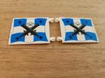 Partij J652=2x Lego vlaggen voor een piraten schip