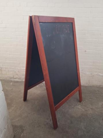 Groot straatbord krijtbord twee kanten beschikbaar voor biedingen