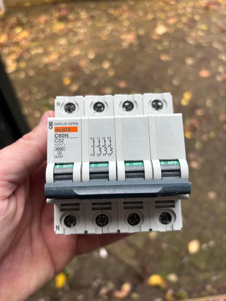 Partij Automaten Merlin Gerin C60N, Doe-het-zelf en Verbouw, Elektra en Kabels, Gebruikt, Schakelaar, Ophalen of Verzenden