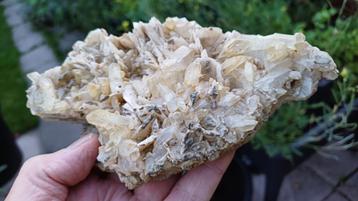 202509 Calciet op Kwarts Massif du Goleon Alpes Frankrijk beschikbaar voor biedingen