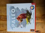 Paleo - Coöperatief Avonturenspel, Hobby en Vrije tijd, Gezelschapsspellen | Bordspellen, Ophalen of Verzenden, Zo goed als nieuw
