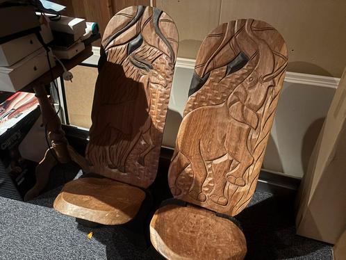 Authenthieke Afrikaanse handgemaakte houten stoelen, Antiek en Kunst, Antiek | Meubels | Stoelen en Banken, Ophalen