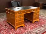 Klassiek Engels bureau #613, Ophalen of Verzenden, Zo goed als nieuw, Bureau