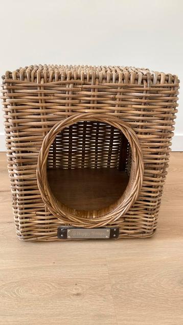 Happy House hocker mand hond of kat beschikbaar voor biedingen