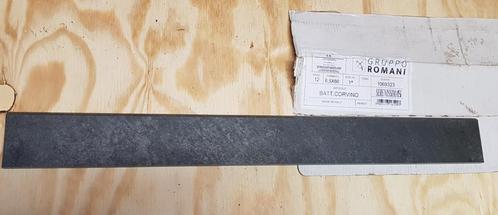 12x Tegelplint 60cm x 6,5cm
Grijs
Cotile battiscopa corvino, Doe-het-zelf en Verbouw, Plinten en Afwerking, Nieuw, Plinten, Hardsteen