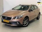 Volvo V40 Cross Country 1.6 D2 Momentum / Trekhaak / Bluetoo, Auto's, Volvo, Voorwielaandrijving, Euro 5, Stof, Gebruikt