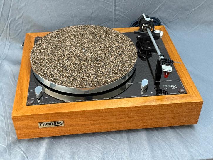 Thorens TD-160 Kersen met Ortofon 2M Red, Audio, Tv en Foto, Platenspelers, Refurbished, Platenspeler, Thorens, Ophalen