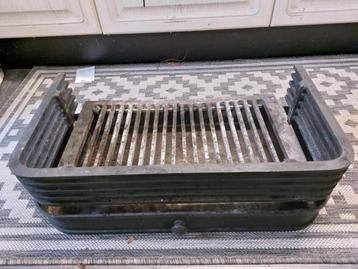 Openhaard vuurkorf, vuurkorf, vuurbak, aslade openhaard beschikbaar voor biedingen
