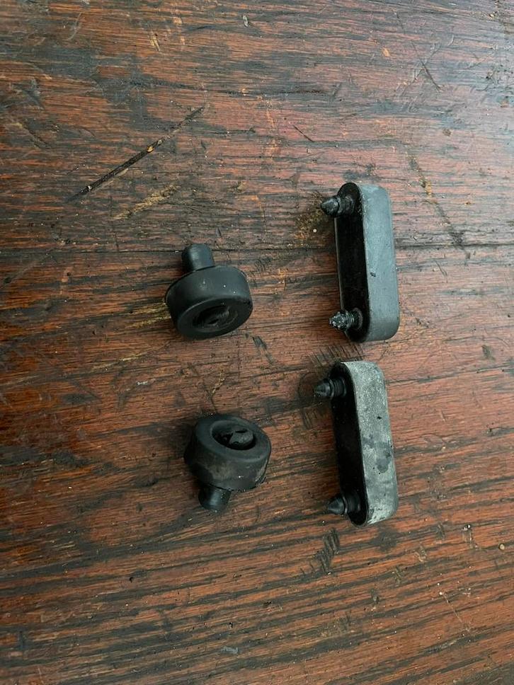 Gilera / piaggio zadel rubbers, Motoren, Tuning en Styling, Ophalen